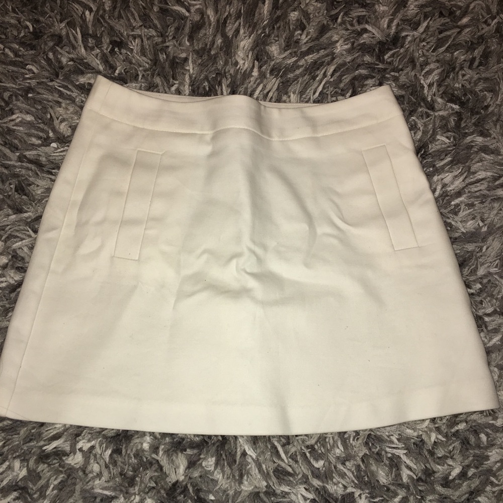 Forever 21 White skirt